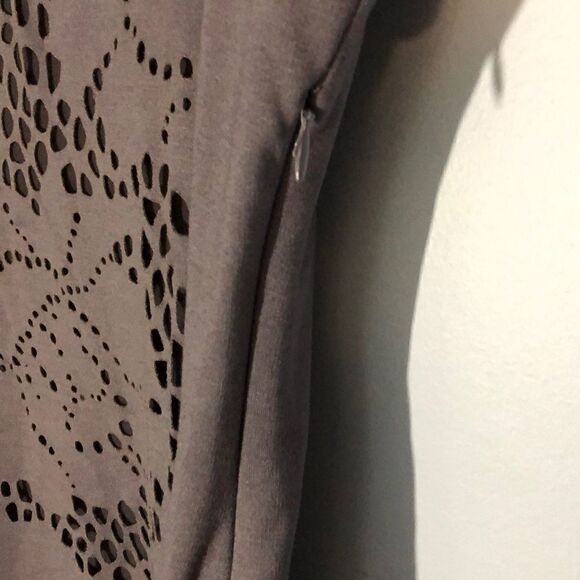 Eva Franco (4) Die Cut Dress - Picture 5 of 6